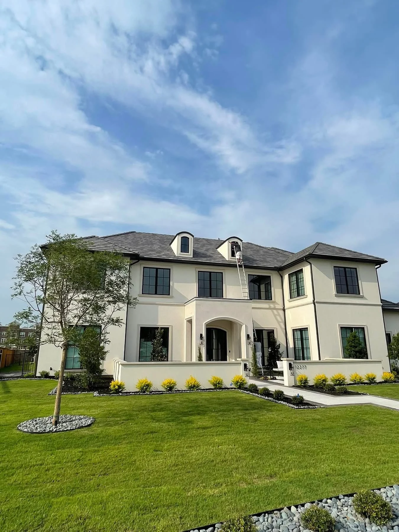 Luxury exterior house painting Dallas-Fort Worth TX by JCL Painting LLC